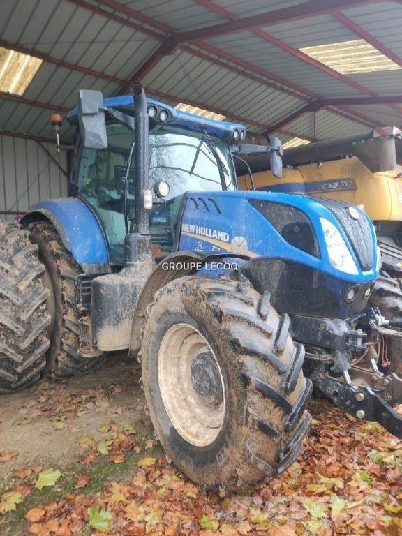 New Holland T7.210 Tratores Agrícolas usados