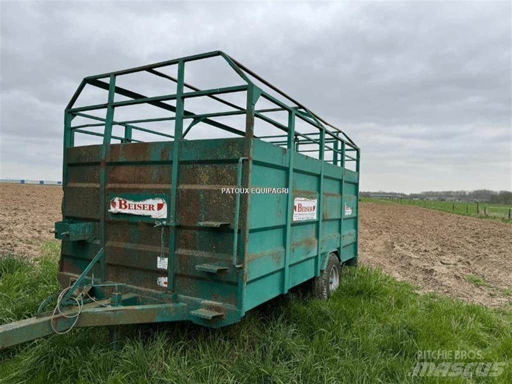 Robust 380 Outra maquinaria e acessórios para gado