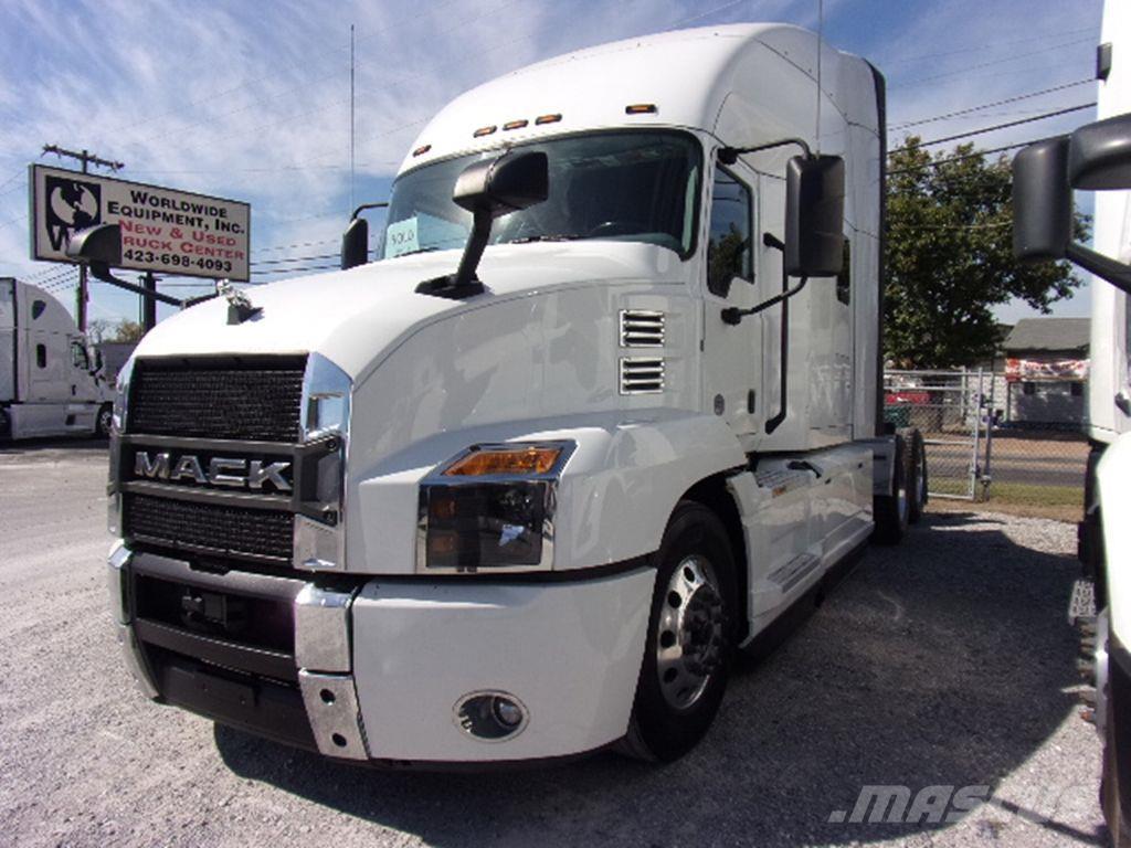 Mack AN64T Cavalos Mecânicos