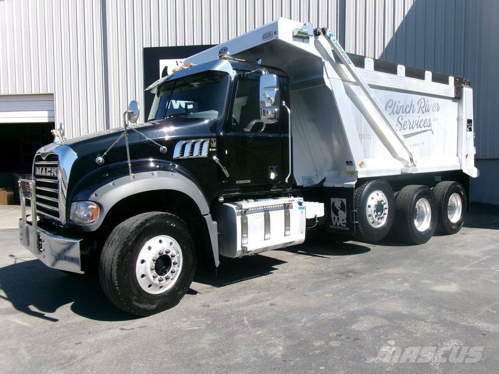 Mack GR64F Camiões basculantes