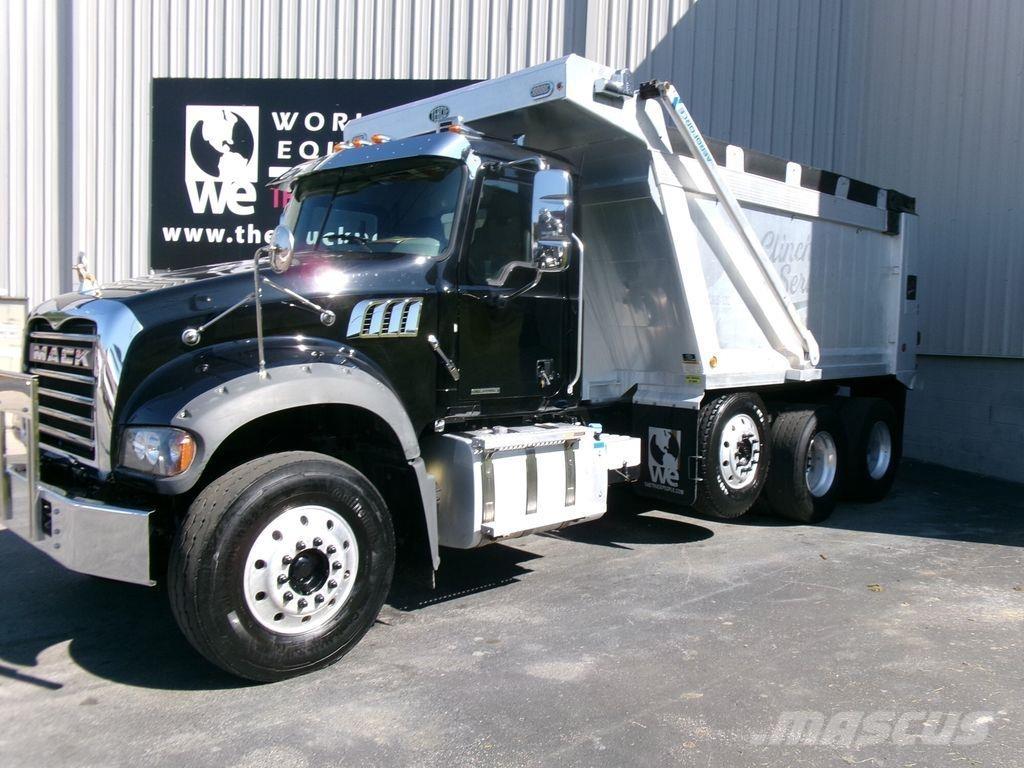 Mack GR64F Camiões basculantes