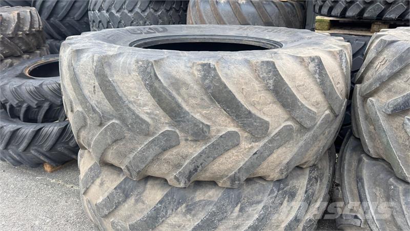 BKT 710/75R42 Pneus