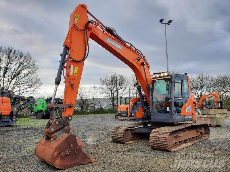 Doosan DX140LCR-5 Escavadeiras de esteiras