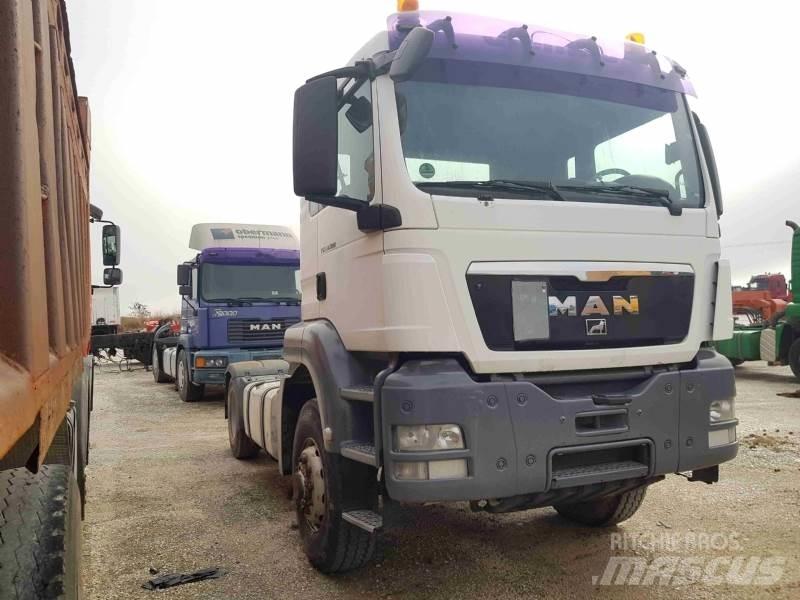 MAN 09 TGS 18.400 4X4 Cavalos Mecânicos