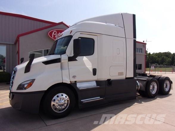 Freightliner CASCADIA 116 Cavalos Mecânicos