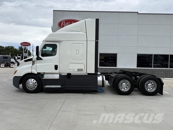 Freightliner CASCADIA 116 Cavalos Mecânicos
