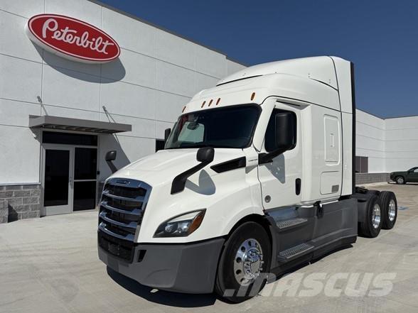 Freightliner CASCADIA 116 Cavalos Mecânicos