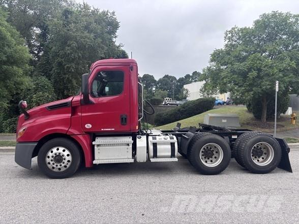 Freightliner CASCADIA 126 Cavalos Mecânicos