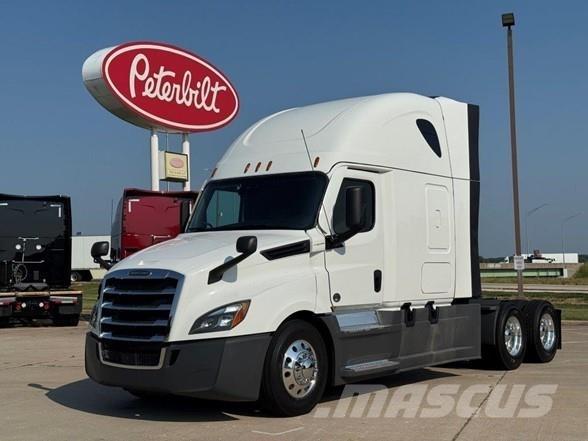 Freightliner CASCADIA 126 Cavalos Mecânicos