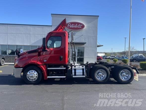 Freightliner CASCADIA 126 Cavalos Mecânicos