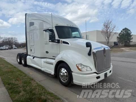 Kenworth T680 Cavalos Mecânicos