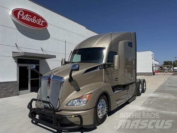 Kenworth T680 Cavalos Mecânicos