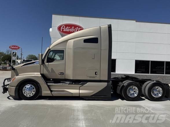 Kenworth T680 Cavalos Mecânicos