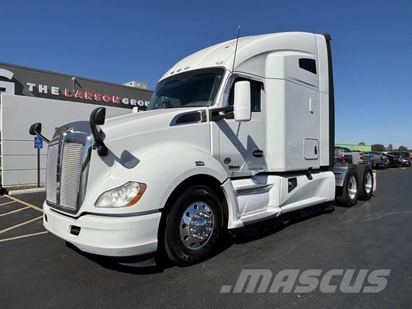 Kenworth T680 Cavalos Mecânicos