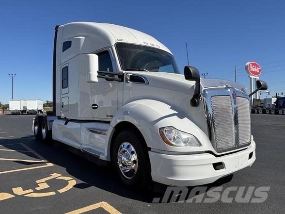 Kenworth T680 Cavalos Mecânicos