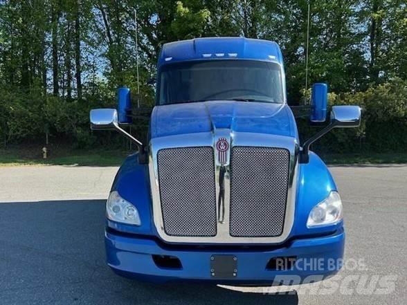 Kenworth T680 Cavalos Mecânicos