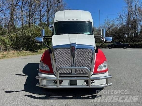 Kenworth T680 Cavalos Mecânicos