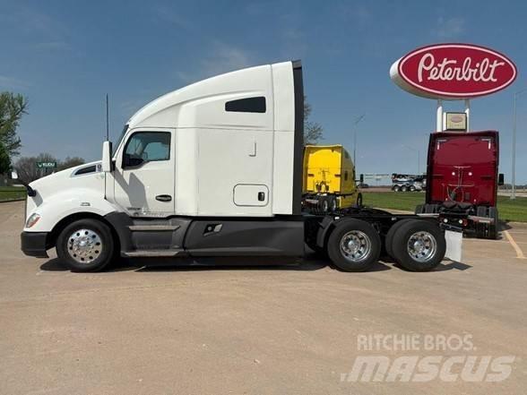 Kenworth T680 Cavalos Mecânicos