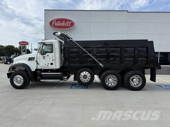 Mack GRANITE CTP713 Camiões basculantes