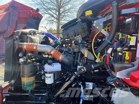 Peterbilt 536 Camiões de chassis e cabine