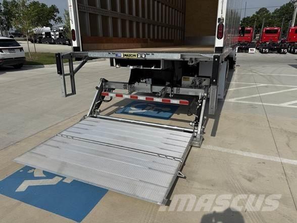 Peterbilt 536 Caminhões de caixa fechada