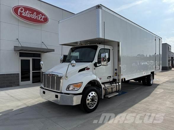 Peterbilt 536 Caminhões de caixa fechada