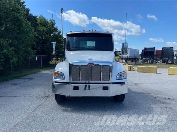 Peterbilt 548 Camiões estrado/caixa aberta