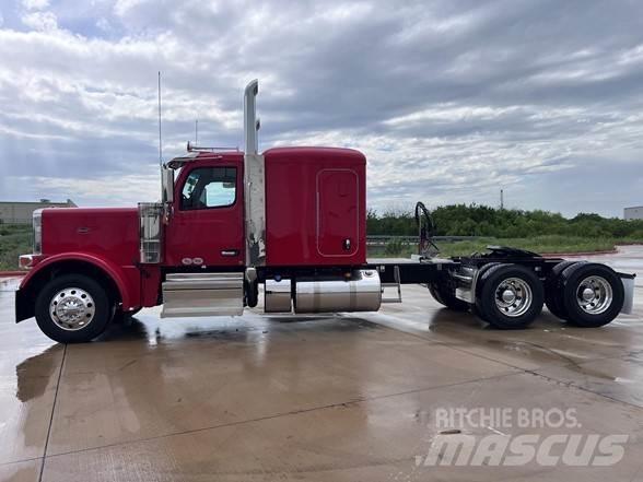 Peterbilt 589 Cavalos Mecânicos