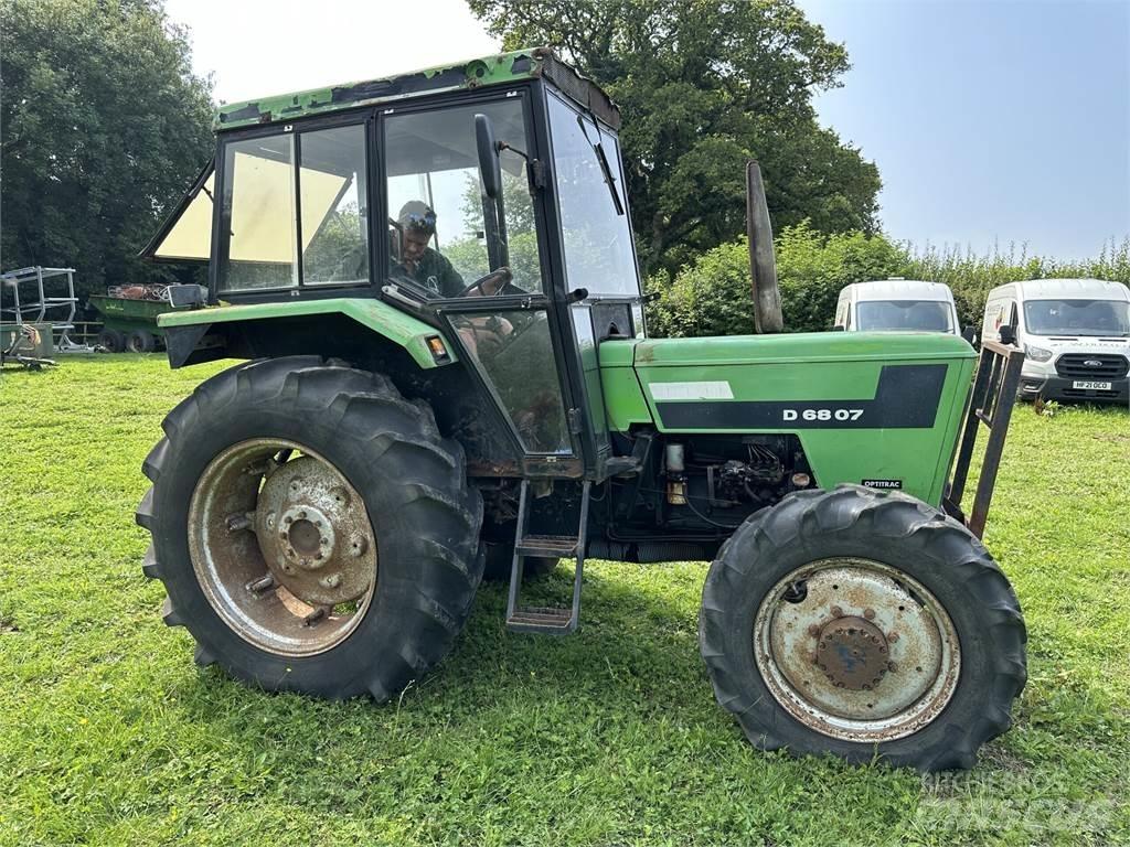 Deutz farr Tratores Agrícolas usados