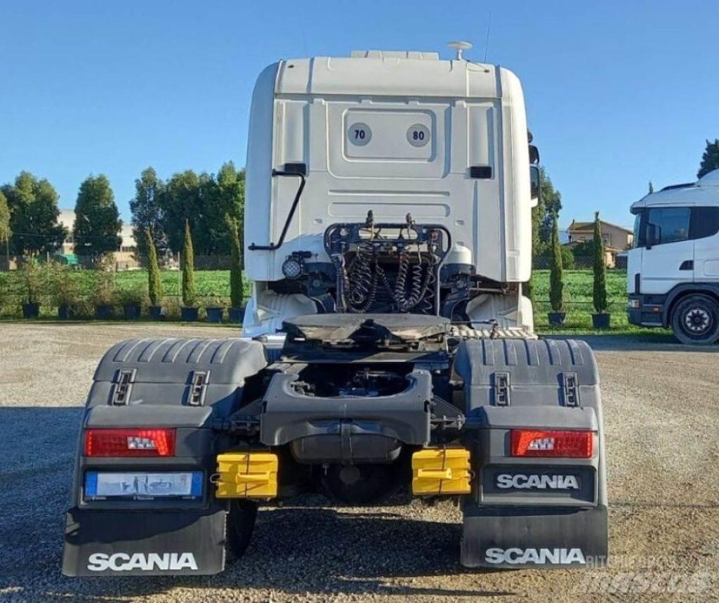 Scania R450 Cavalos Mecânicos