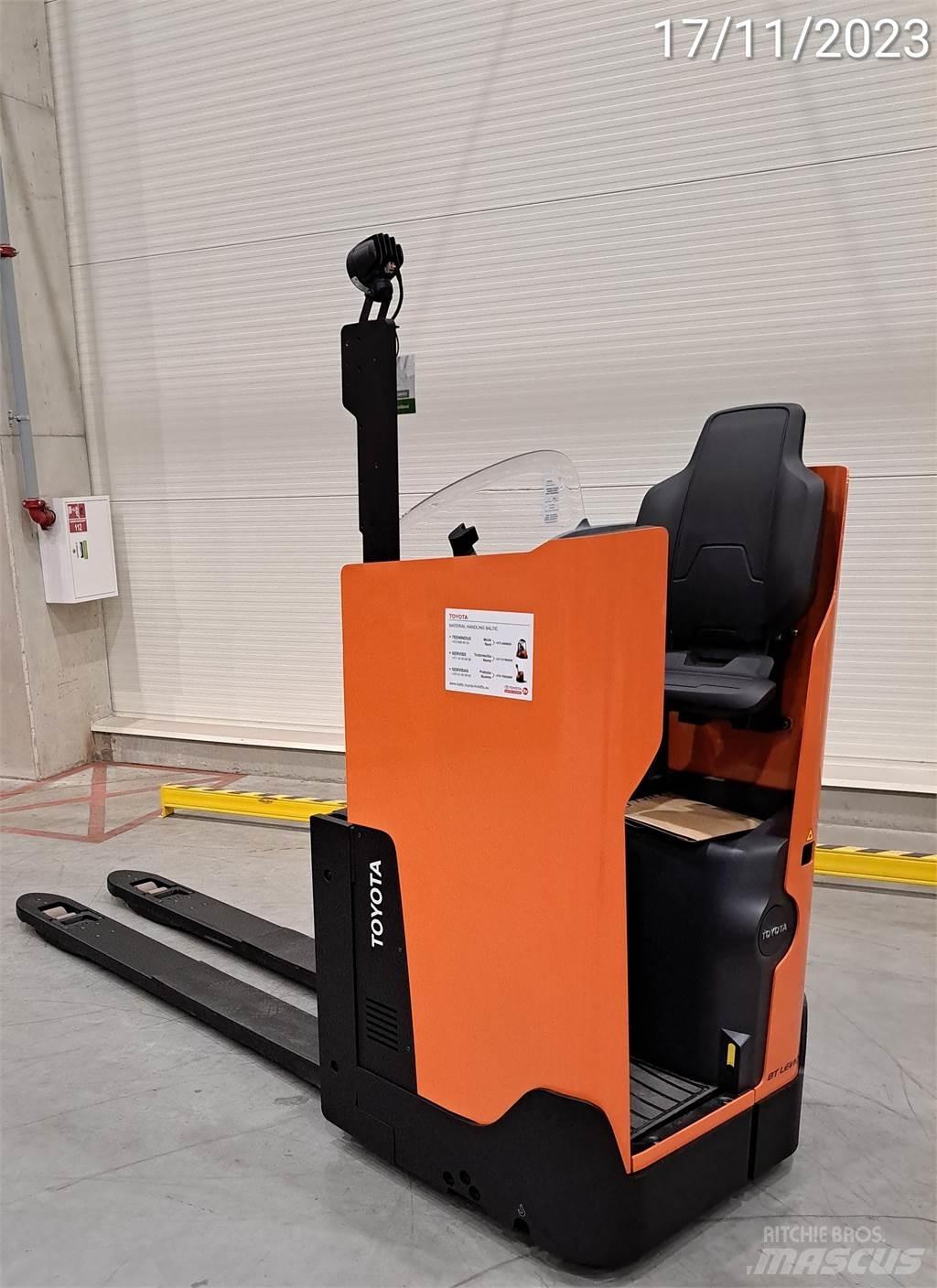 BT LSI200 Movimentadores manuais de palettes