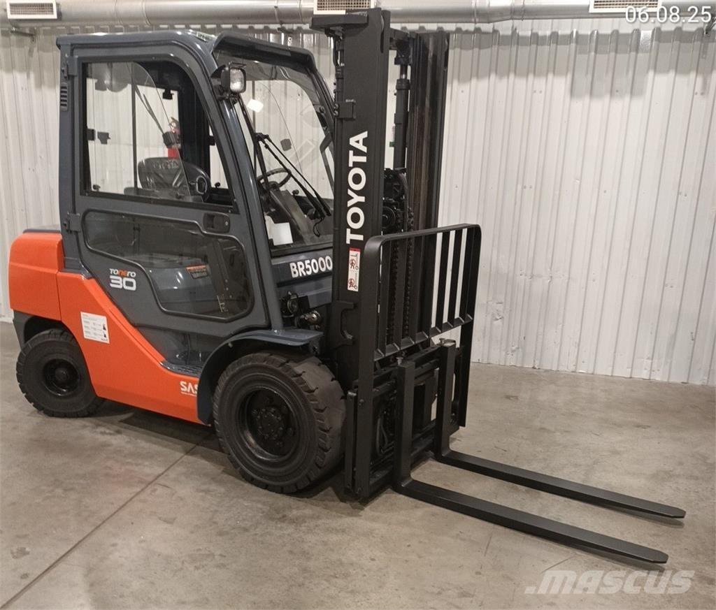 Toyota 02-8FDF30 Empilhadores Diesel