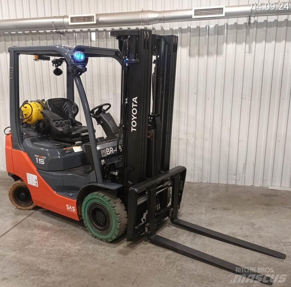 Toyota 02-8FGF15 Empilhadores a gás
