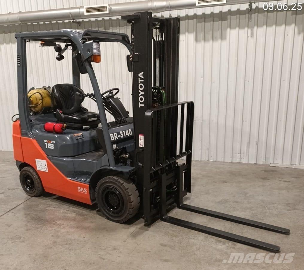 Toyota 02-8FGF18 Empilhadores a gás