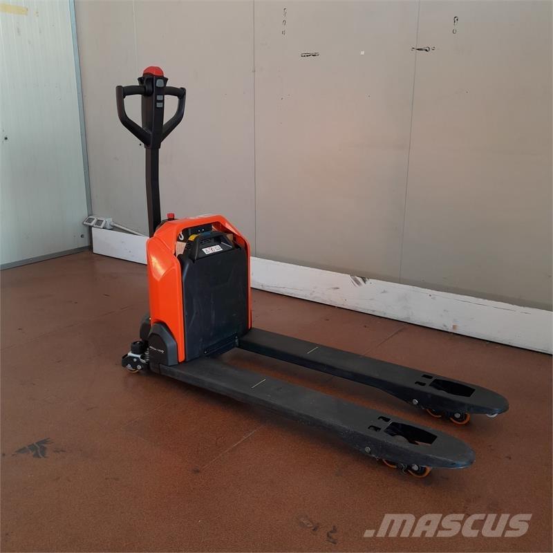 BT LHE130 Empilhadores eléctricos