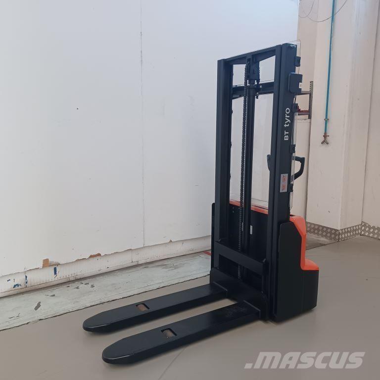 BT SHE100 Porta-paletes manuais