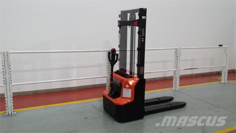 BT SHE100 Porta-paletes manuais