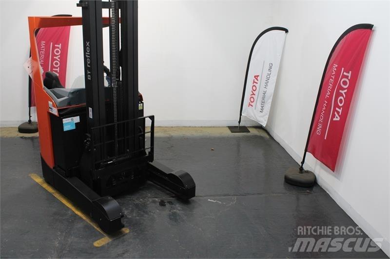 BT RRE200 Empilhadores Elevadores