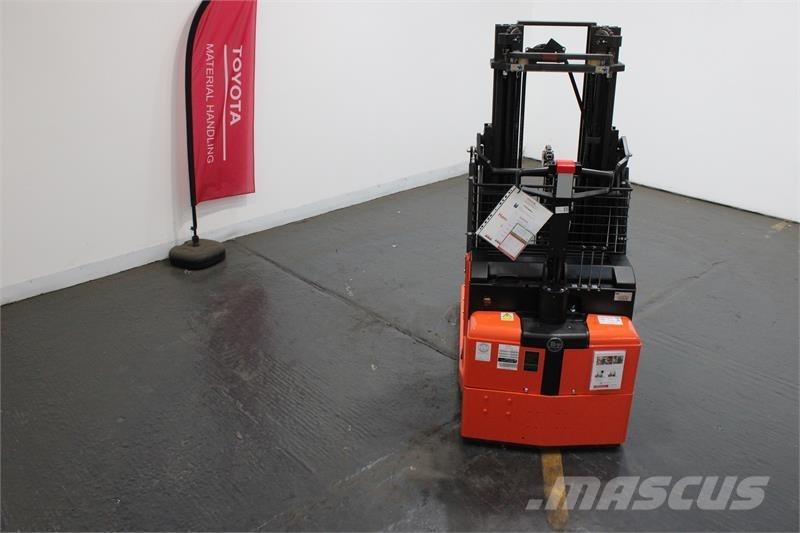 BT RWE120 Porta-paletes manuais