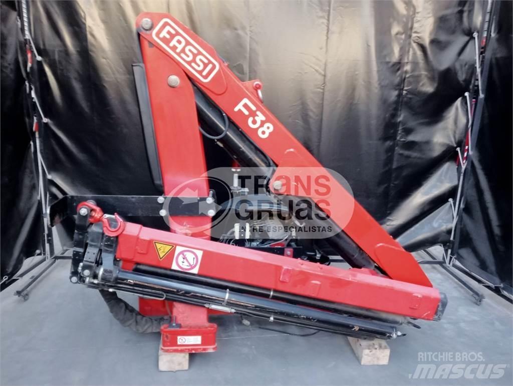 Fassi F38AF Gruas carregadoras