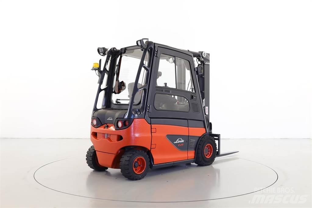 Linde E25-01 387 Empilhadores eléctricos