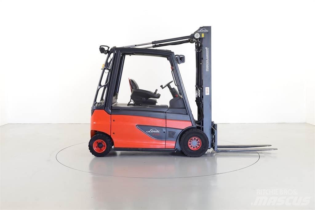 Linde E25L Empilhadores eléctricos