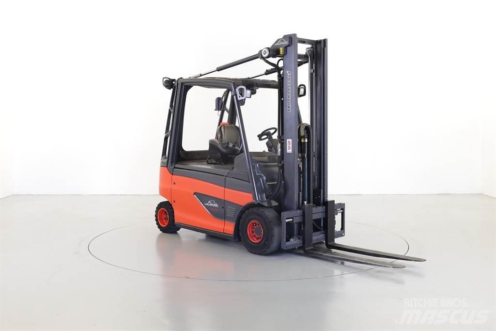 Linde E25L Empilhadores eléctricos