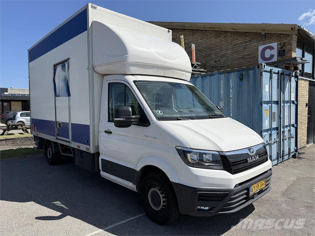MAN TGE 3.180 Caminhões de caixa fechada