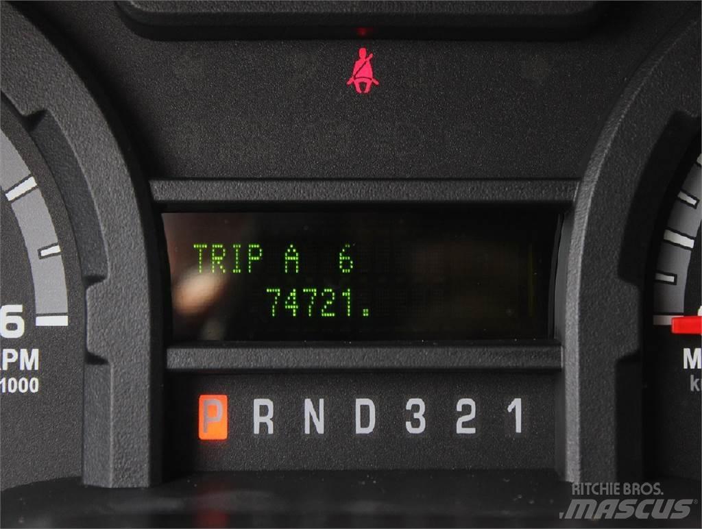 Ford E350 Plataformas aéreas montadas em camião