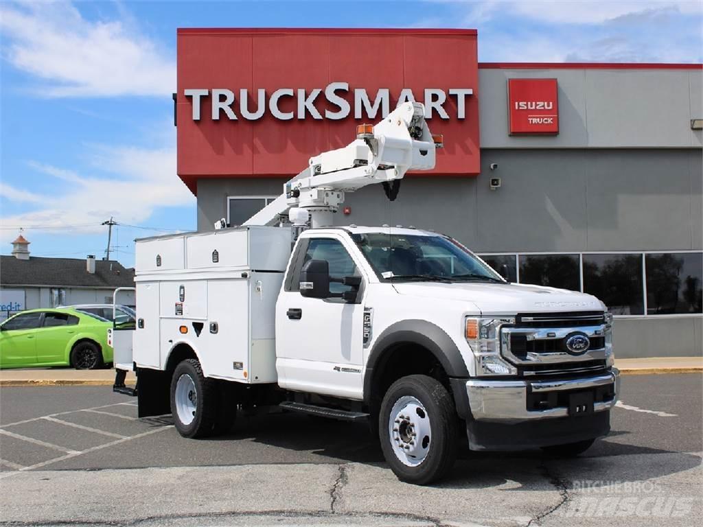 Ford F550 Plataformas aéreas montadas em camião