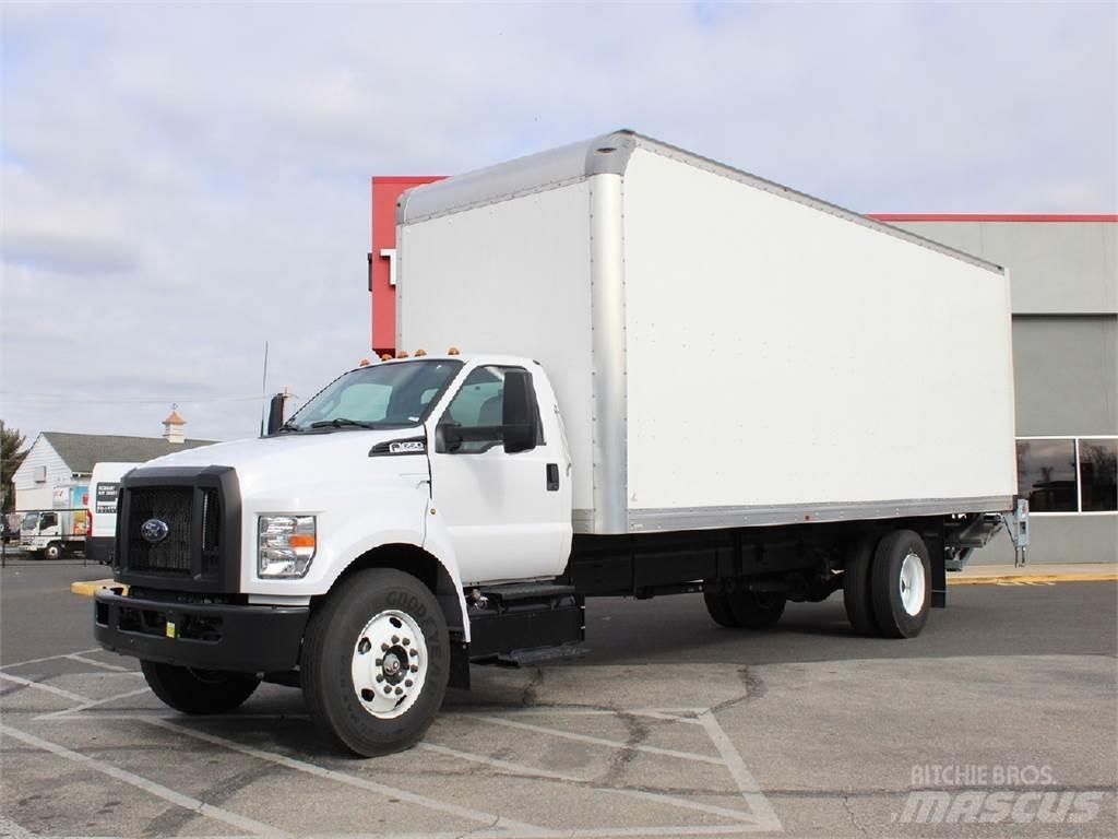 Ford F650 Caminhões de caixa fechada