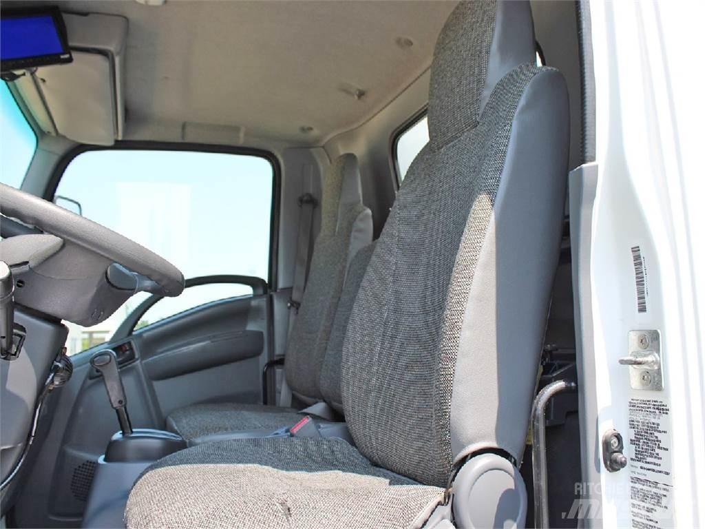 Isuzu NPR-HD Carrinhas de caixa fechada