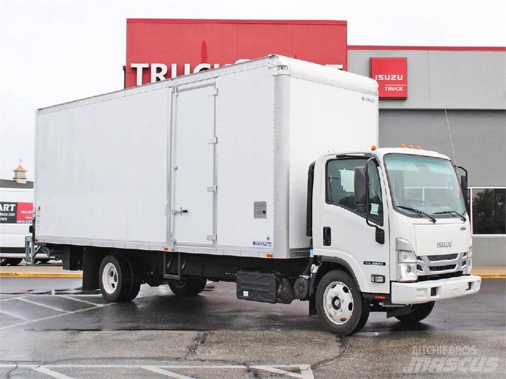 Isuzu NRR Caminhões de caixa fechada