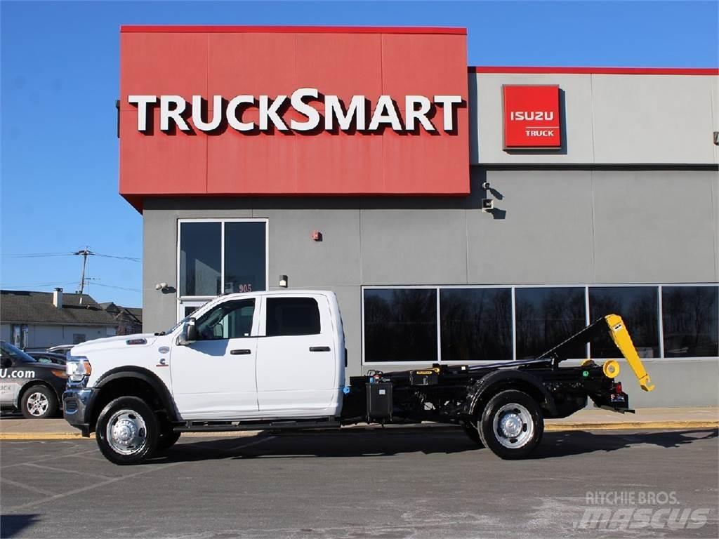 RAM 5500 Camiões Ampliroll